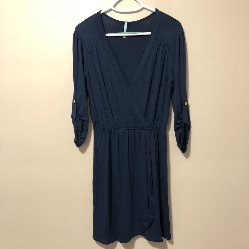 Navy Lulu’s dress